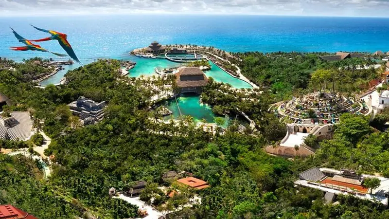 Xcaret in a day, with transfer and night show